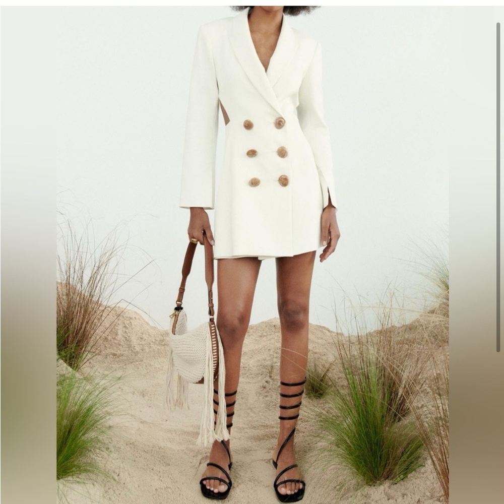 Zara open back shorts  jumpsuit blazer XSmall